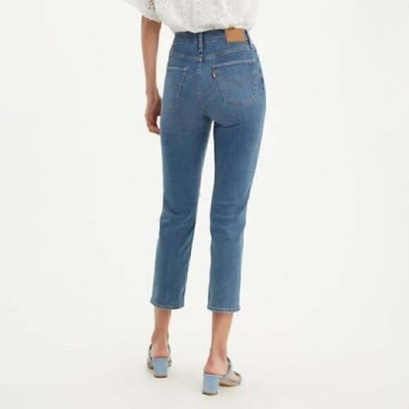 NWT Levis 724 High Rise Straight Leg Cropped Distressed Blue Jeans Size 27 - Picture 8 of 9